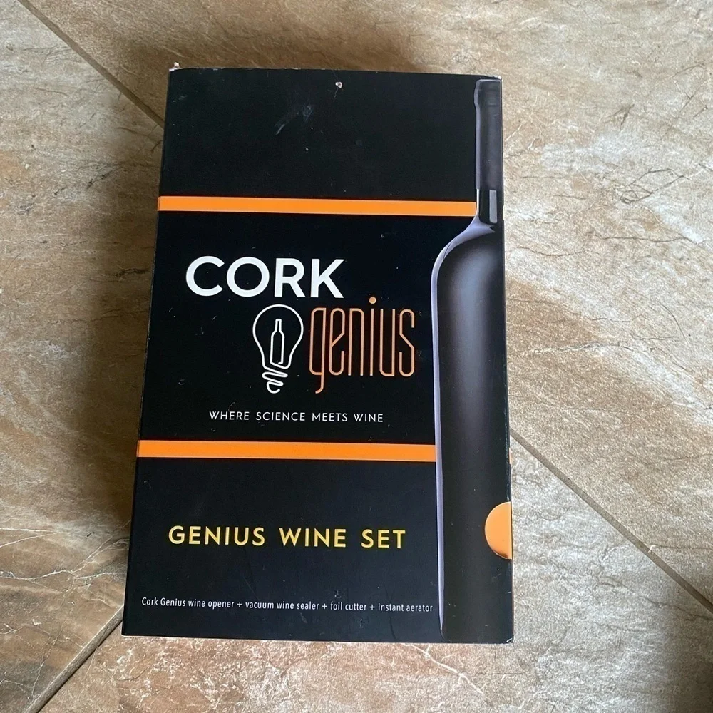CORK GENIUS AIR JET ESSENTIALS WINE KIT